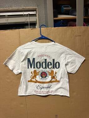 Diamond Supply Co. x Modelo Especial Raw Color Crop Top